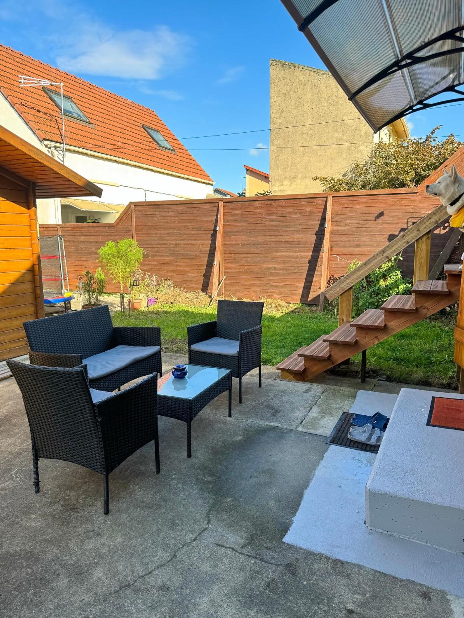 Cozy Cottage Paris Suburb! Μπομπινί Εξωτερικό φωτογραφία
