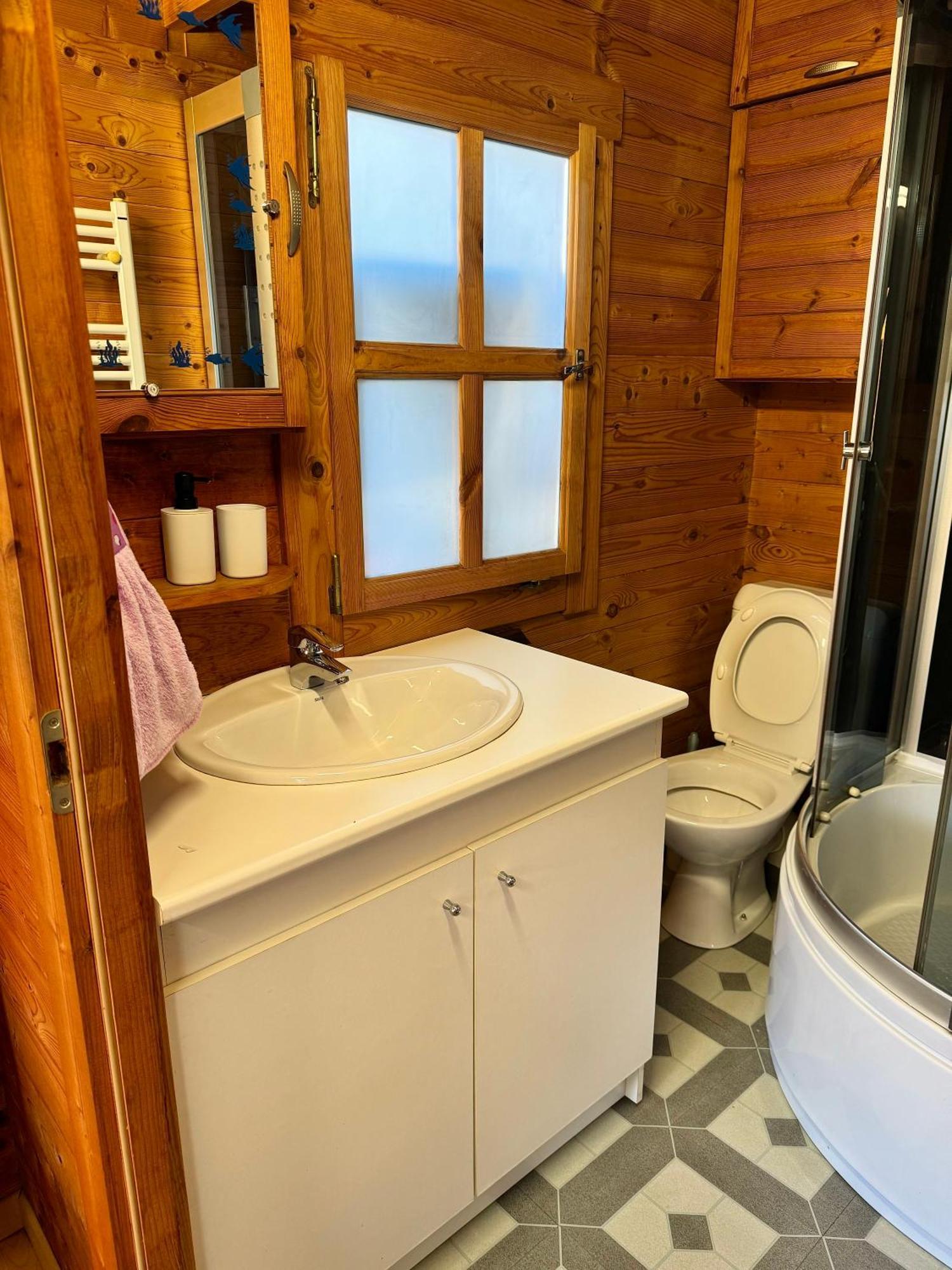 Cozy Cottage Paris Suburb! Μπομπινί Εξωτερικό φωτογραφία